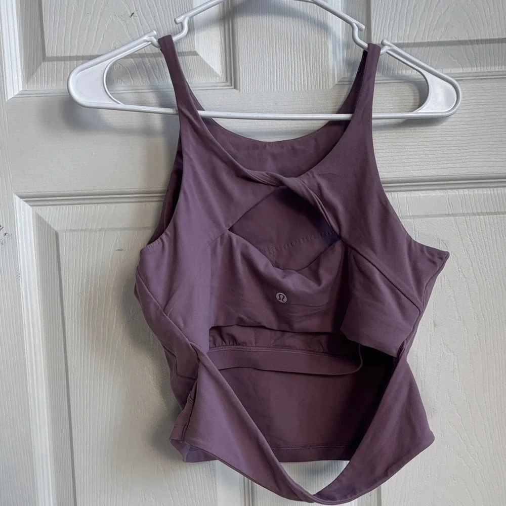 Lululemon Athletica Twist-Back Tank Lavender Lux Size 12 - Picture 2 of 2